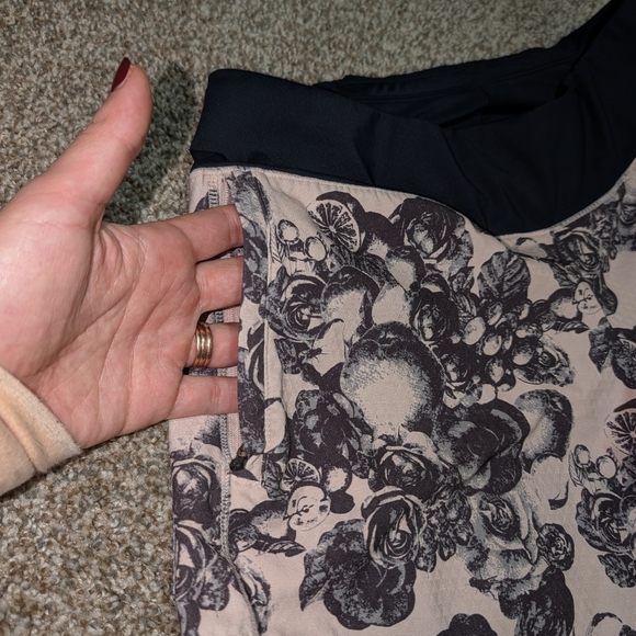 OISELLE RUNNING, INC ROGA 4' SHORT - Picture 4 of 8